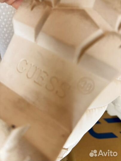 Ботинки женские Guess 38 размер