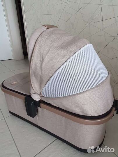 Коляска 2 в 1 Peg Perego Ypsi mom amor