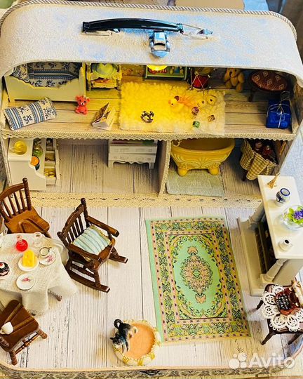 Домик чемоданчик кукольный