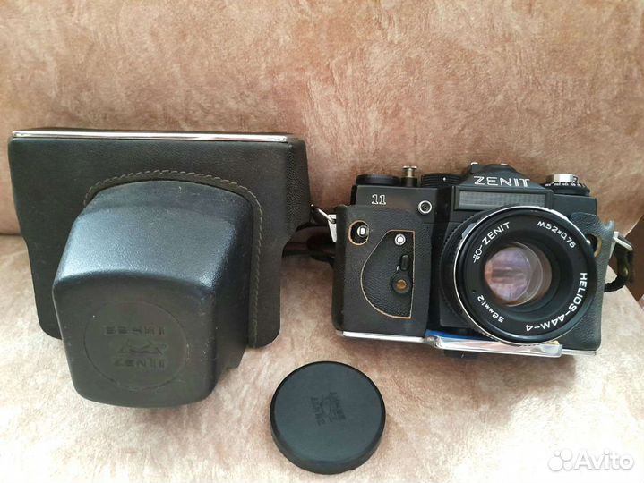 Фотоаппарат плёночный зенит-11