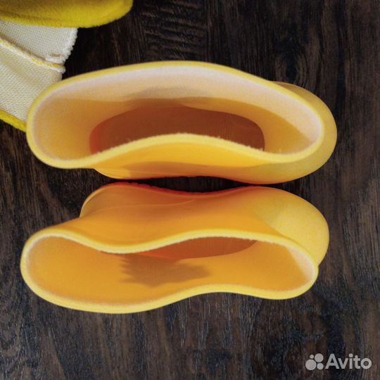 Резиновые сапоги