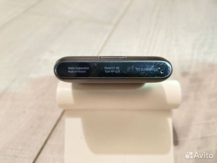 Nokia E7, 16 ГБ