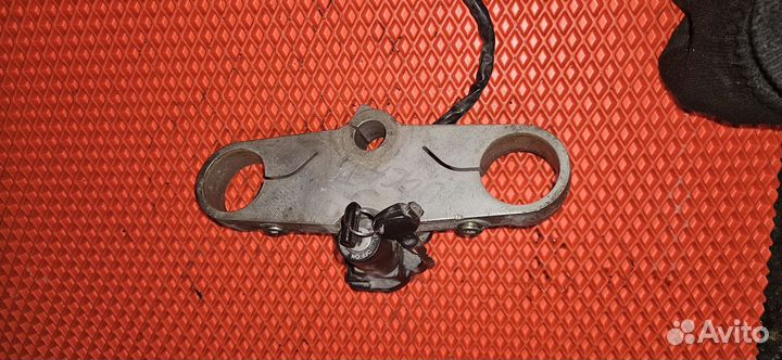 Дукати монстр траверса верхняя ducati