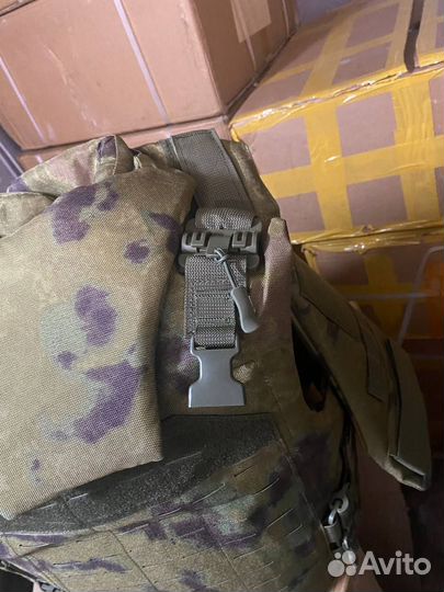 Штурмовой бронежилет в сборе