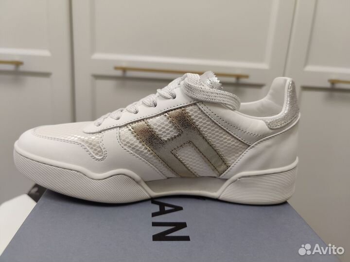 Кроссовки Hogan