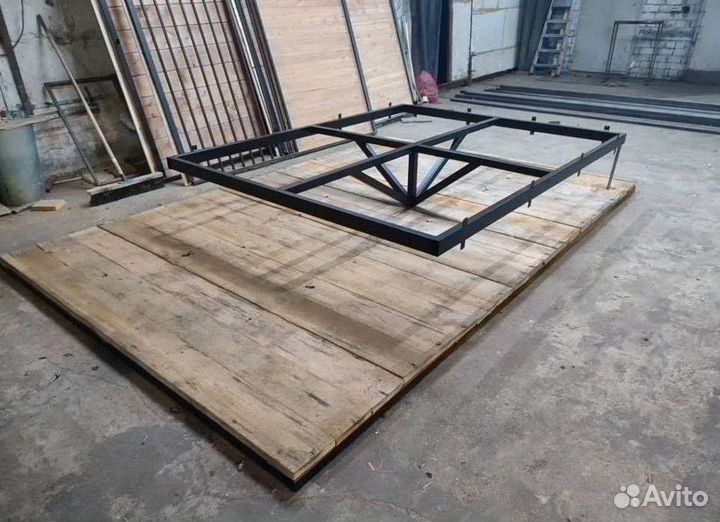 Кровать лофт для интерьера