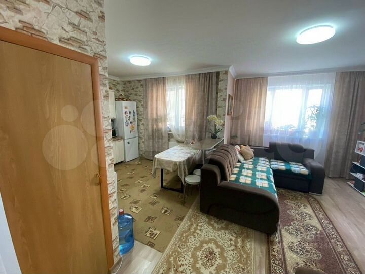 3-к. квартира, 90 м², 1/16 эт.