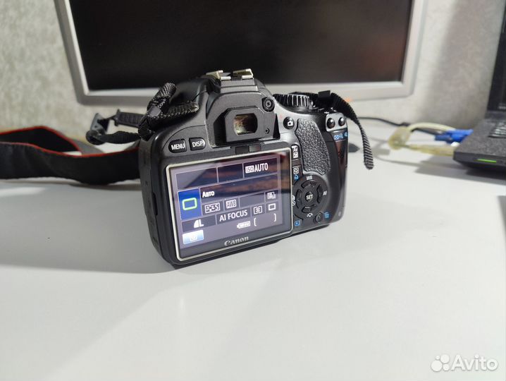 Зеркальный фотоаппарат canon 550d