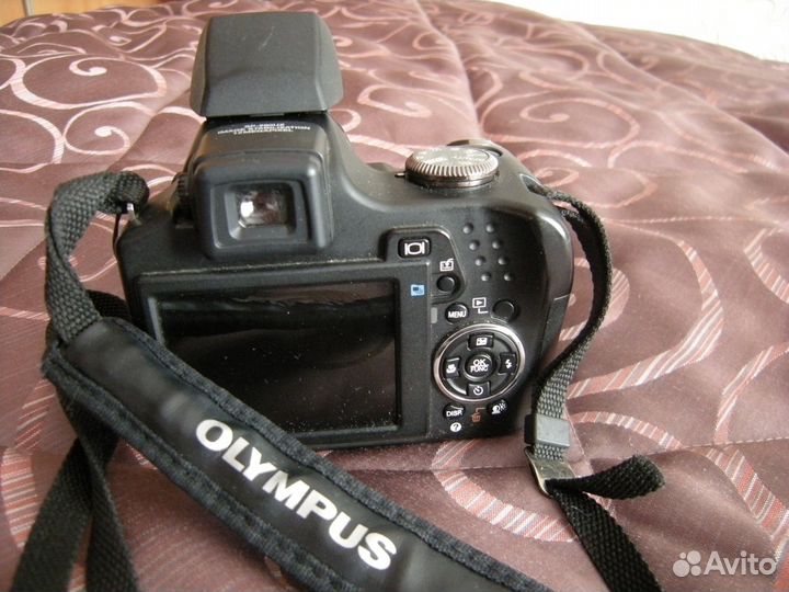Камера Olympus SP-590UZ