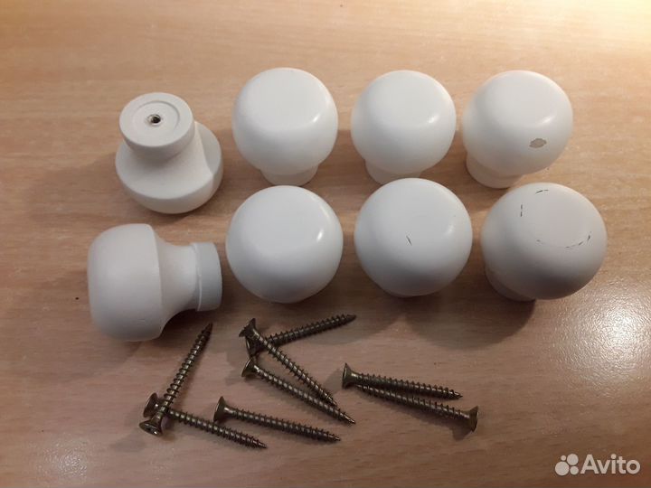 Полусферические мебельные ручки-кнопки крупные