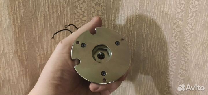 Электромагнитный тормоз для инв. электроколяски