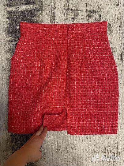 Костюм женский с юбкой