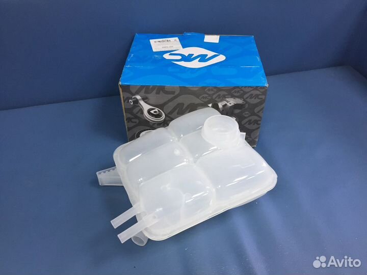 Ford Focus 2 Бачок расширительный