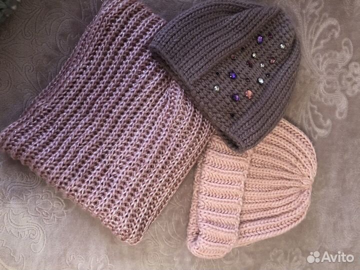 Женские снуды и шапки