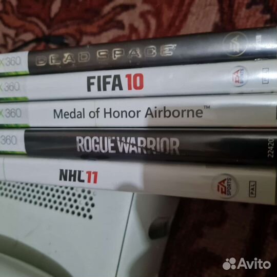 Xbox 360 + 5 игр