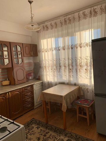 4-к. квартира, 80 м², 4/5 эт.