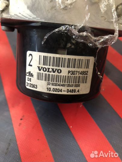 Блок абс на Volvo XC90 XC 90