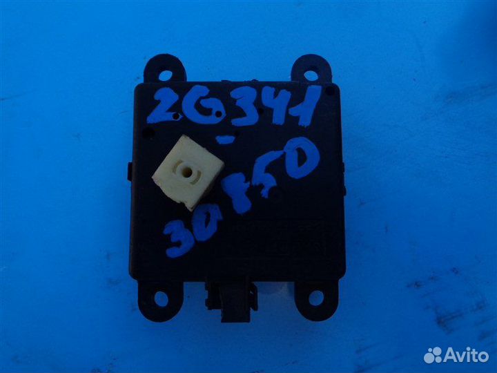 Сервопривод заслонок печки Nissan Avenir W11