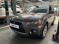 Mitsubishi Outlander 2.0 CVT, 2011, 132 419 км, с пробегом, цена 1 377 000 руб.