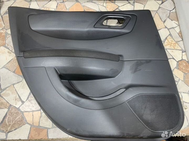 Дверные карты Citroen C4 хэтчбэк EP6 2010