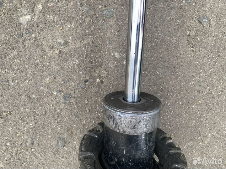 Амортизатор задний левый BMW F10 VDC