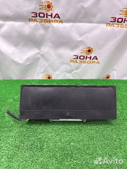 Подушка безопасности в колени передняя левая