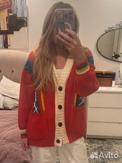 Свитер женский