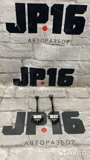 Ограничитель двери задний правый Infiniti Ex37 J50