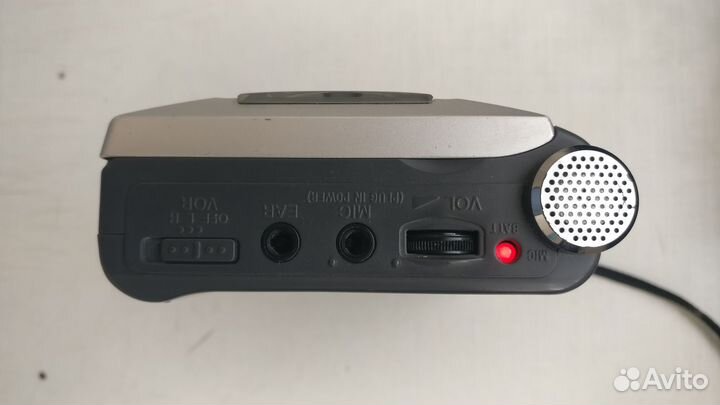 Диктофон Sony TCM-200DV