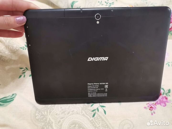 Планшет digma 1572N