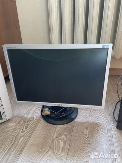 Системный блок с монитором с колонками