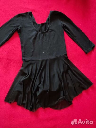 Гимнастический купальникдевочка 3 г и чешки(17см)