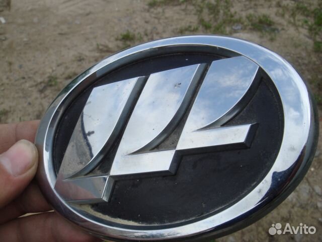 Лифан х60 Эмблема решетки радиатора lifan X60 2015
