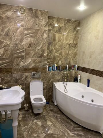 2-к. квартира, 53 м², 6/6 эт.