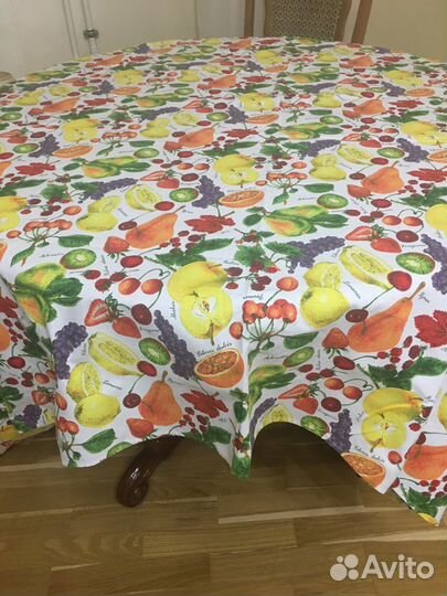 Новая скатерть Италия 145 на 300