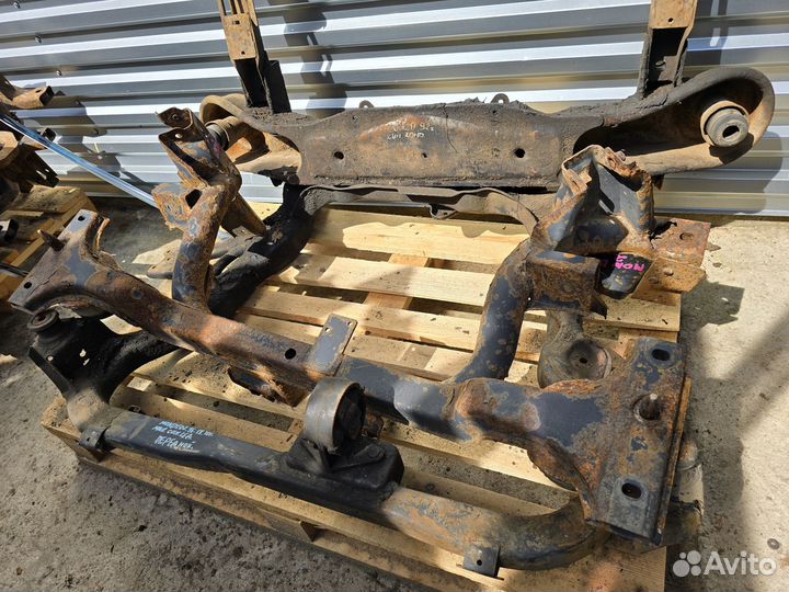 Подрамник задний балка Ford Mondeo 2 форд мондео