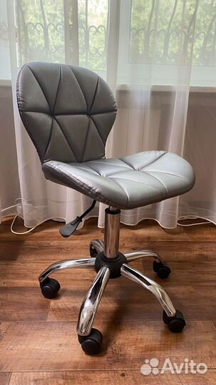 Кресло с газлифтом