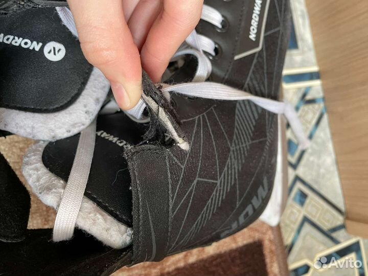 Коньки хоккейные