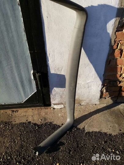 Накладка задней двери mitsubishi айтрек,оутлендр