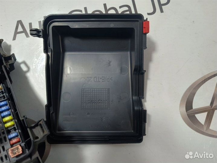 Блок предохранителей Citroen C4 Picasso