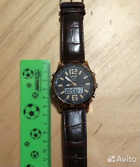 Часы omax