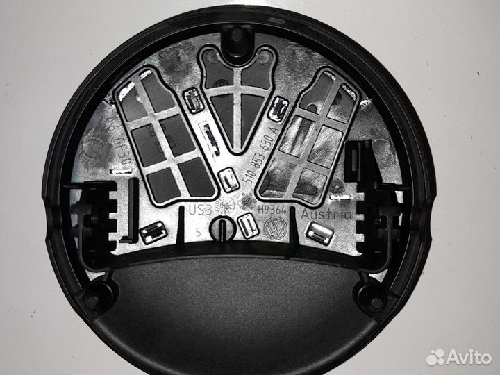 Эмблема Volkswagen 510853630A