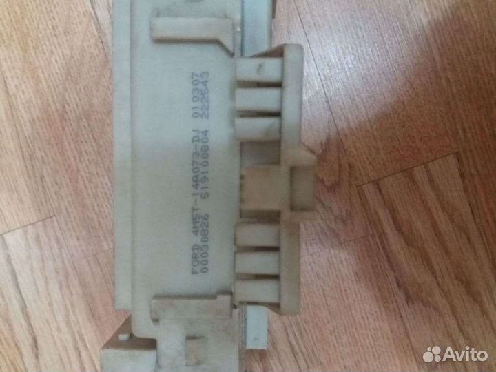 Блок предохранителей салон фф2