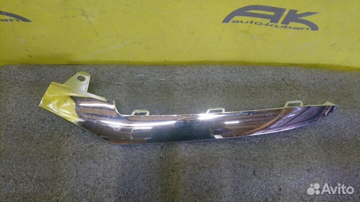 Бампер - решетка Mercedes W212 E новый е е212 е-класс