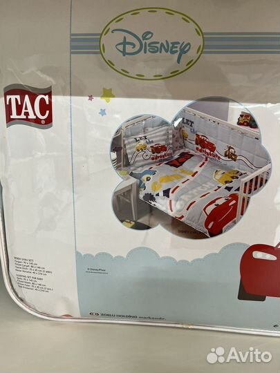 Продам комплект в кроватку для малышей тас