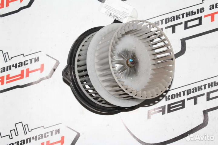 Моторчик печки toyota. raum sienta succeed vitz wi