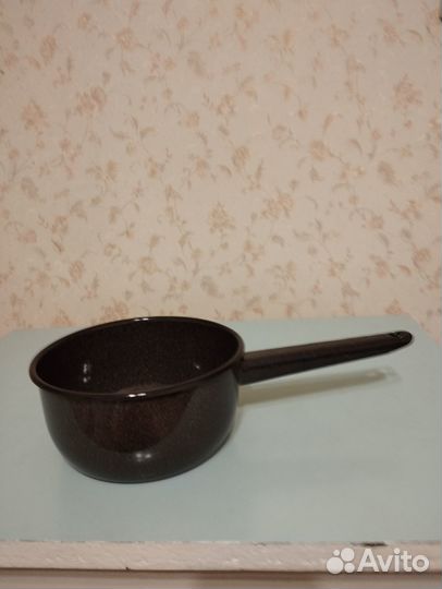 Чайник и ковш эмалированные новые