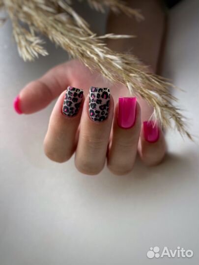 Маникюр/педикюр/наращивание