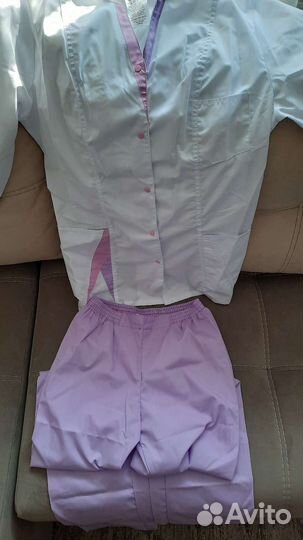 Медицинский костюм женский