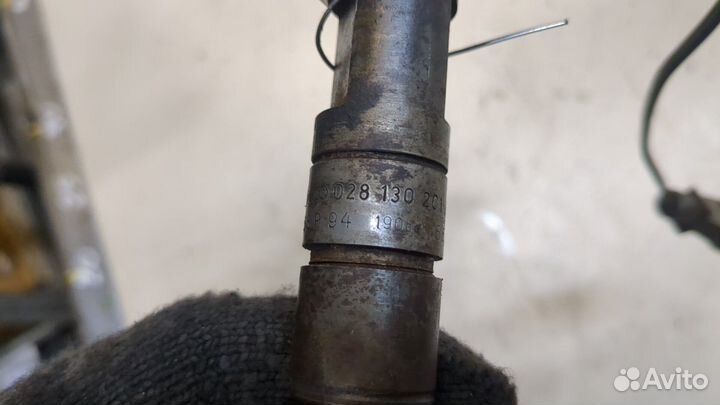 Форсунка топливная Audi A4 (B5)